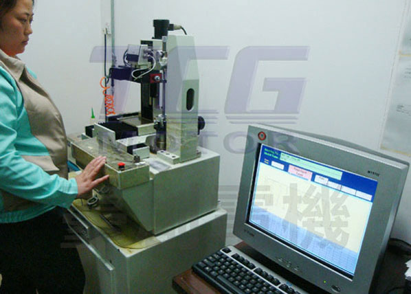 齒輪精度檢測儀（一）